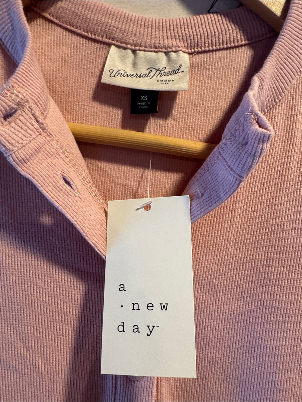 Universal thread pink button down top - Picture 2 of 5